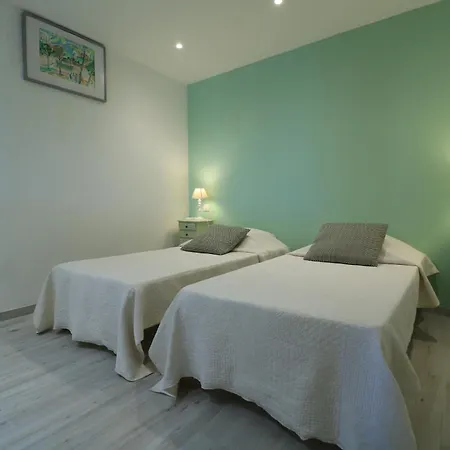 Apartment Chic 2 Vue Port, Felix Faure-coeur De A2b218